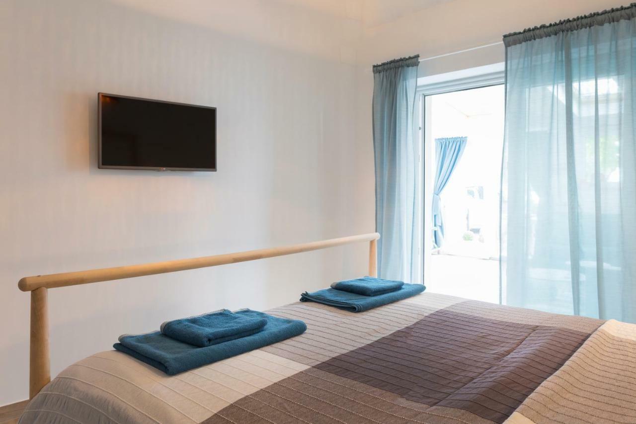 Apartments Nika ツリクヴェニツァ エクステリア 写真