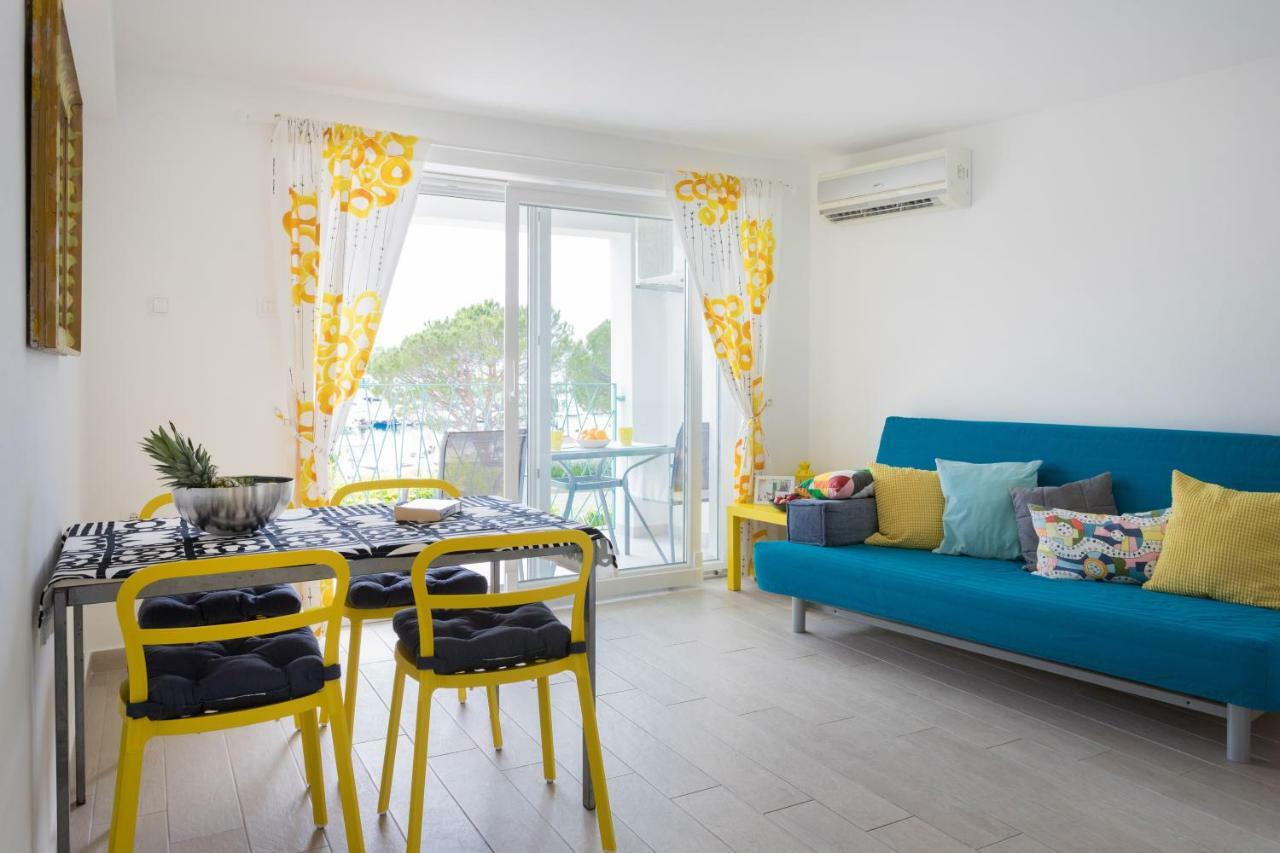 Apartments Nika ツリクヴェニツァ エクステリア 写真