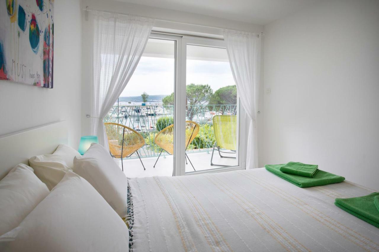 Apartments Nika ツリクヴェニツァ エクステリア 写真